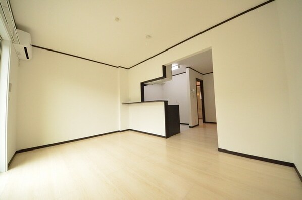 アンテウスの物件内観写真